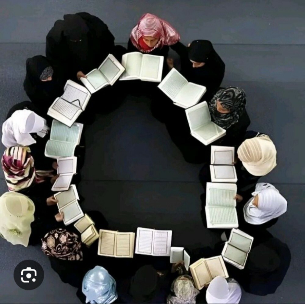 معلمه لجميع المواد - 1