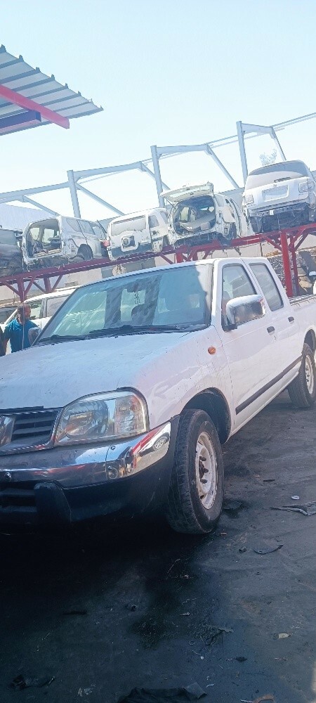 نيسان بيكاب 2002 سكراب - 2