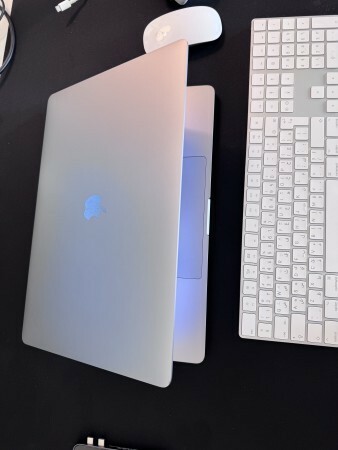 MacBook Pro i9 | 16 insh - 4