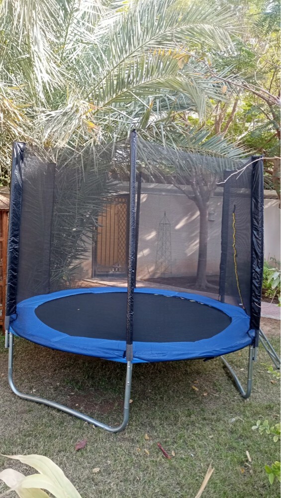 Trampoline 8 feet - 3