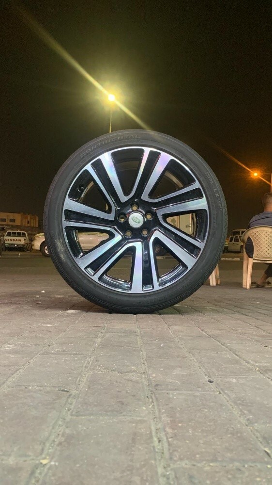 Land Rover 22x9.5 inch Original - 1