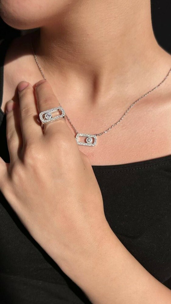 Messika So Move Pave Necklace
400 - 1