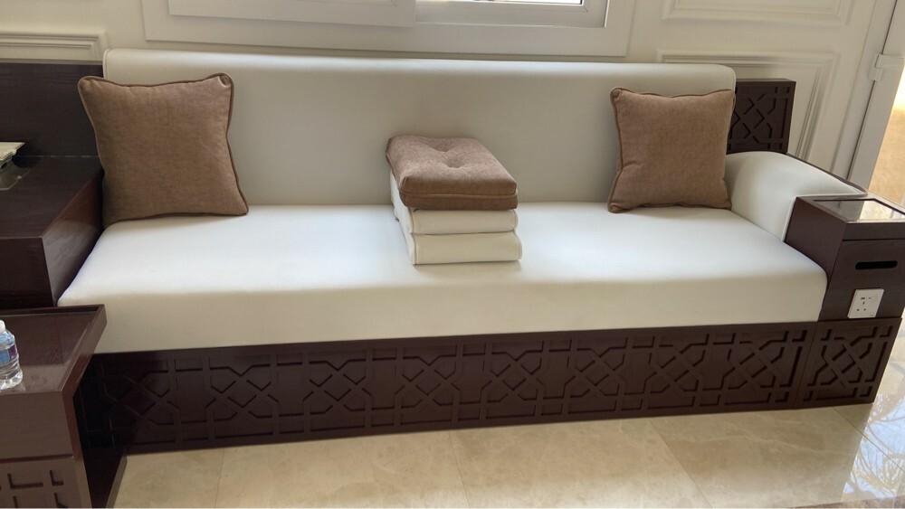 Sofa - 2
