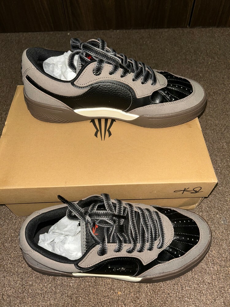 Kyrie Erving Casual Shoes - 1