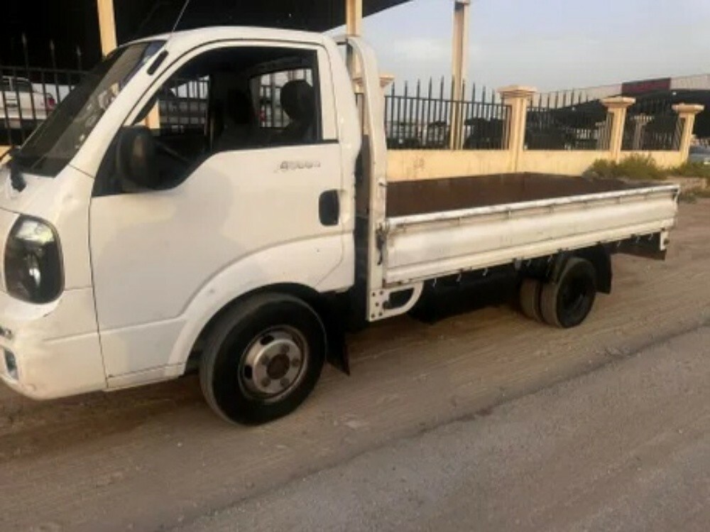 we buy any used kia pickup truck - 1