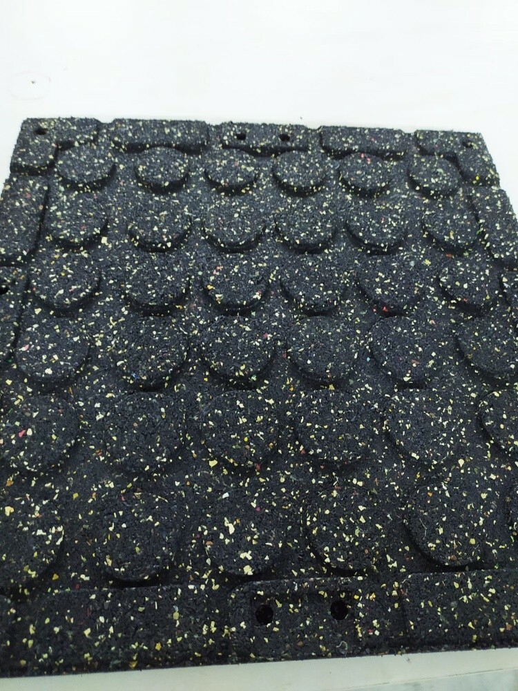 Gym and playground rubber floorin - 5