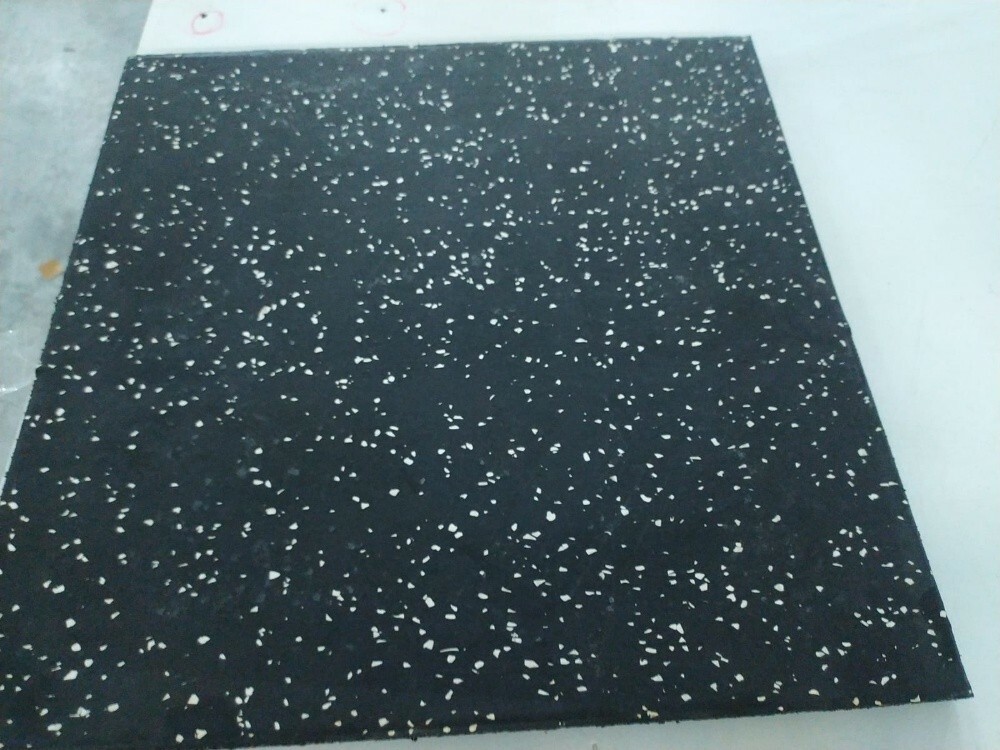 Gym and playground rubber floorin - 4