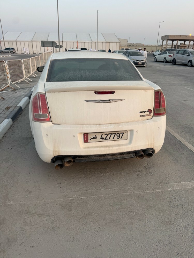 Chrysler C300 SRT8 2012 6.4 scrap - 2