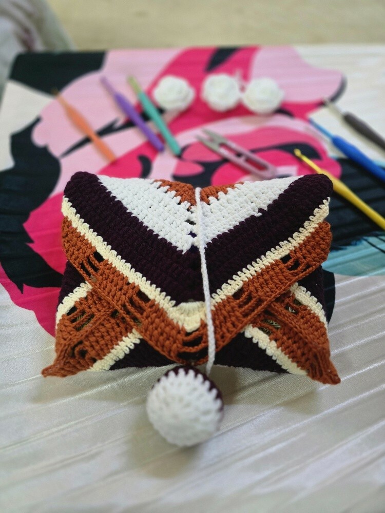 crochet hand made quran cover - 6