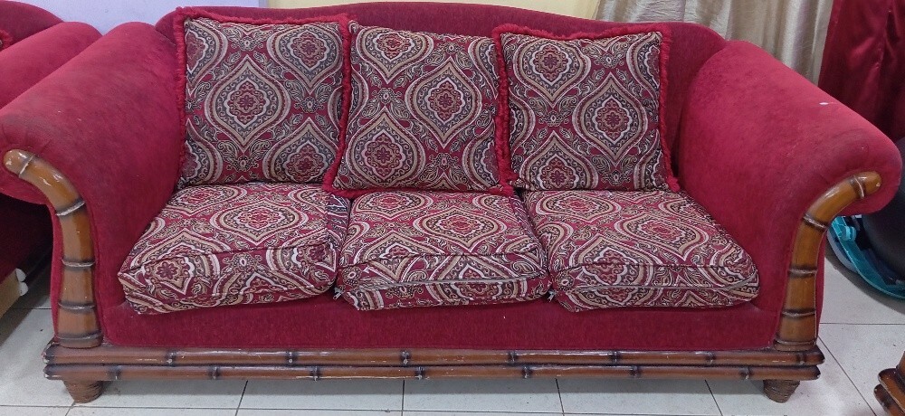 Living room set in good condition - 1