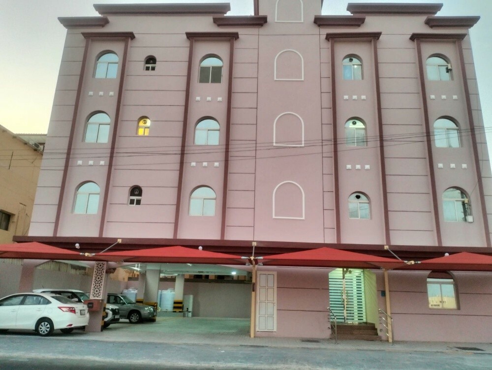 للبيع عماره في المطار مميزه - 1