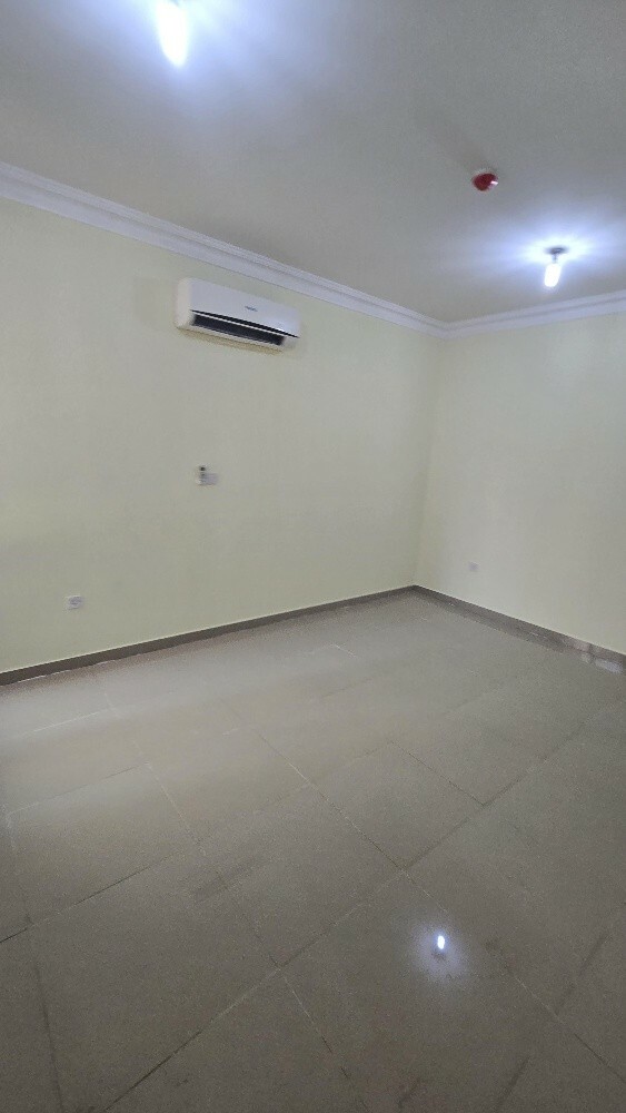 للبيع عماره في المطار مميزه - 7