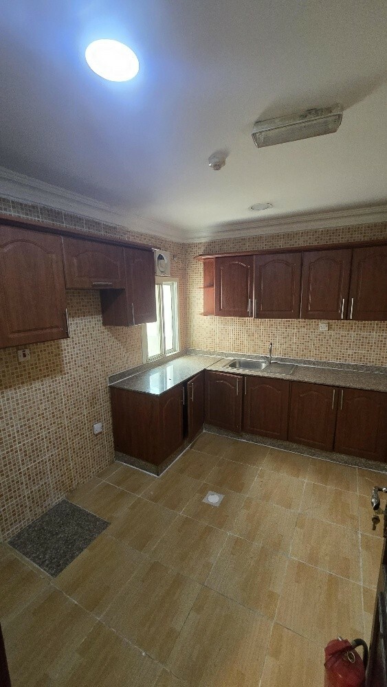 للبيع عماره في المطار مميزه - 10