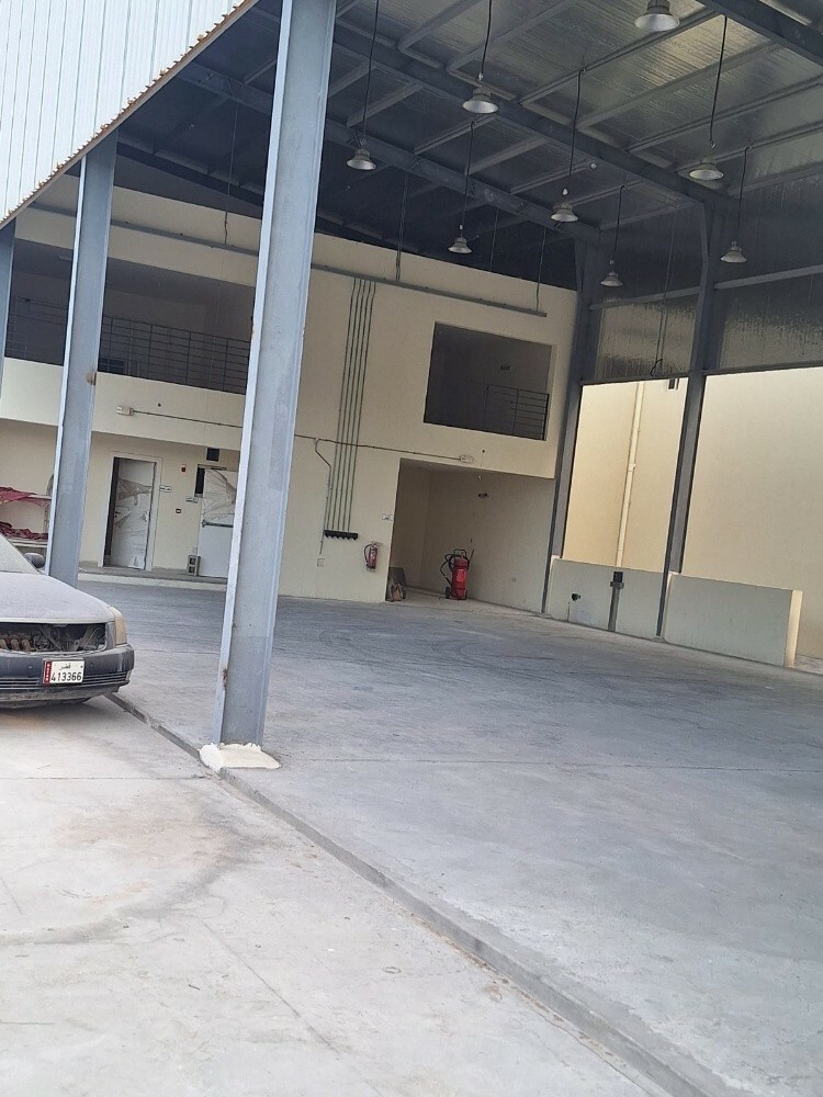 للإيجار 2 كراج الصناعيه. - 6
