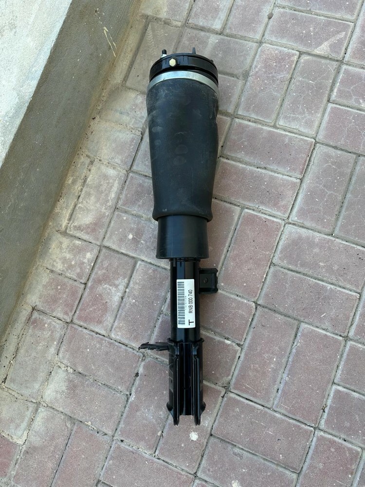 lR4 shock absorber - 2