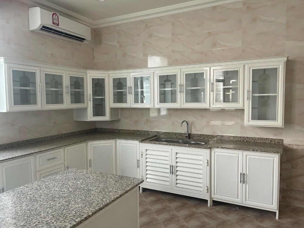 room kitchen toilet - 8