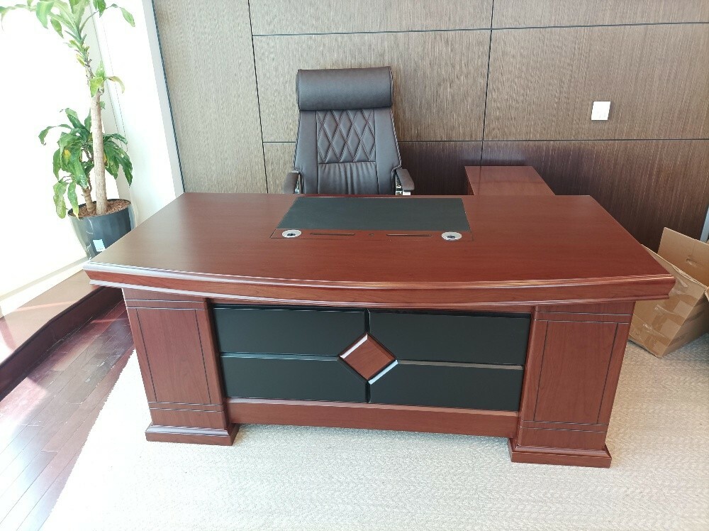طاولة المدير (جديدة تمامًا) - 1