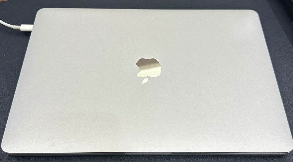 MacBook Pro 13-inch For Sale - 3