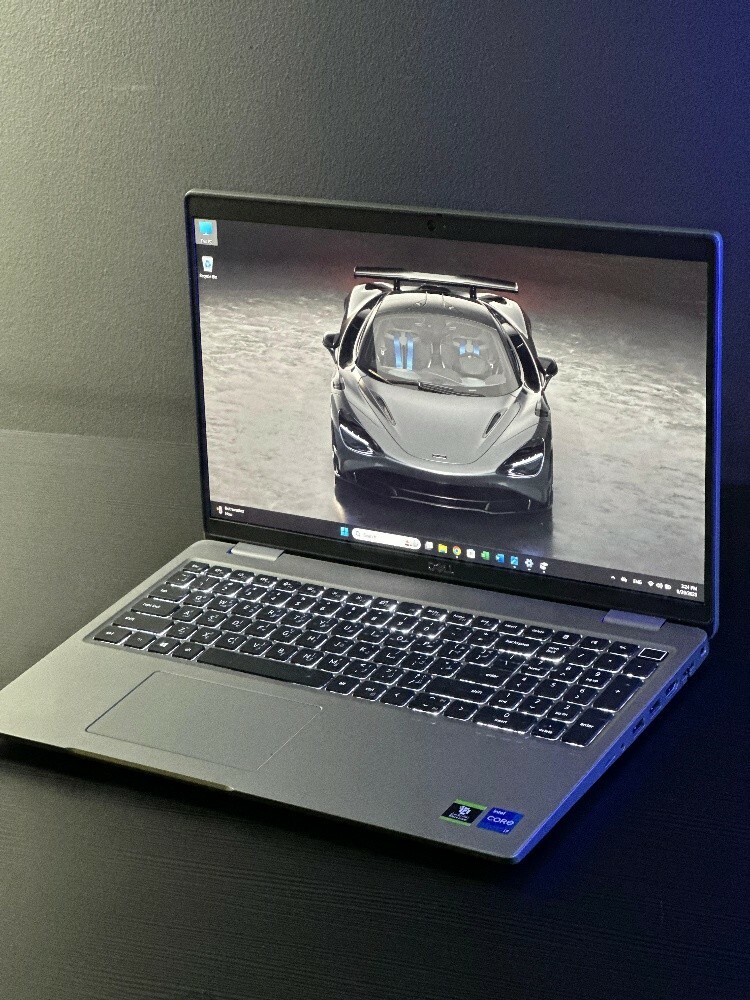 I7GEN11 RAM16 SSD512 NVIDIA4GB - 7