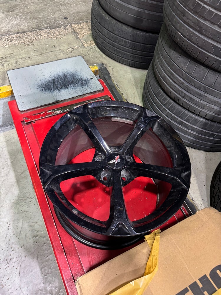 Corvette C6 Grand sport rims - 1