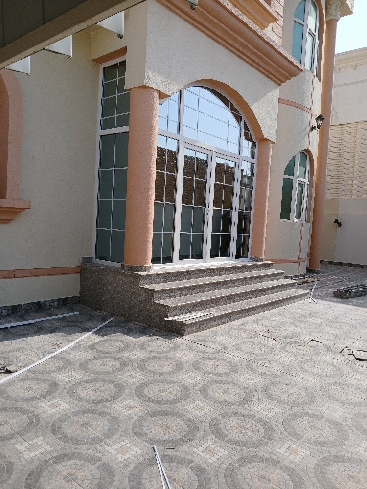 u pic door undu - 25
