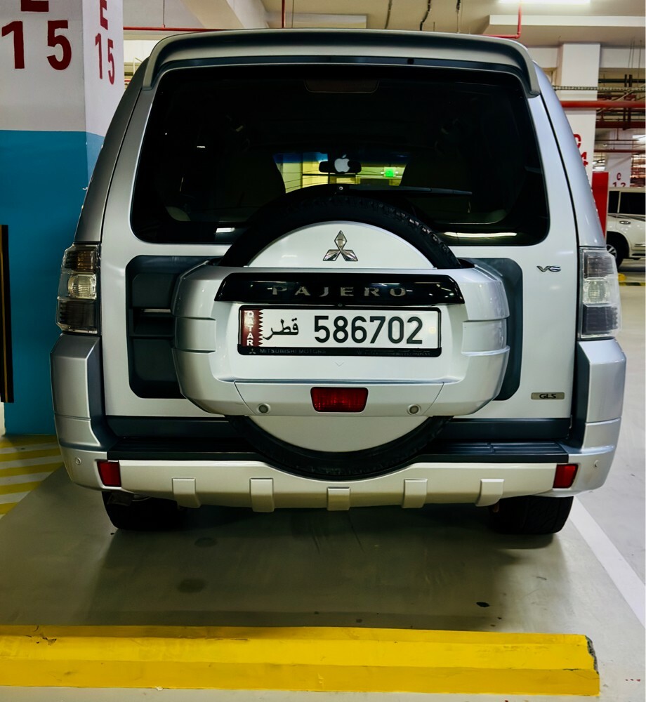 Mitsubishi pajero 2014 V6 GLS - 9