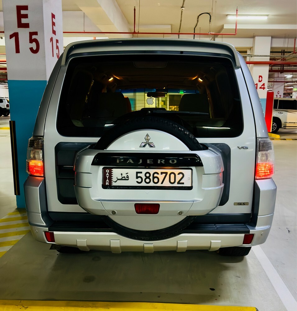 Mitsubishi pajero 2014 V6 GLS - 2