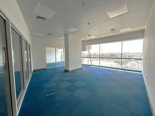 Ready to Move In Office Space - 7