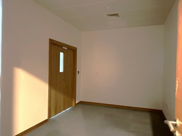 Ready to Move In Office Space - 16