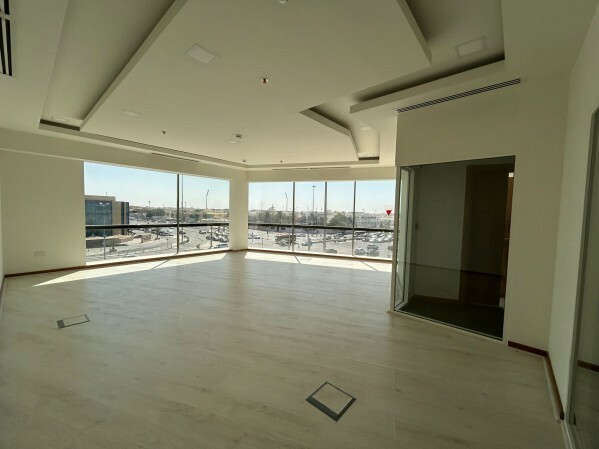 Ready to Move In Office Space - 13
