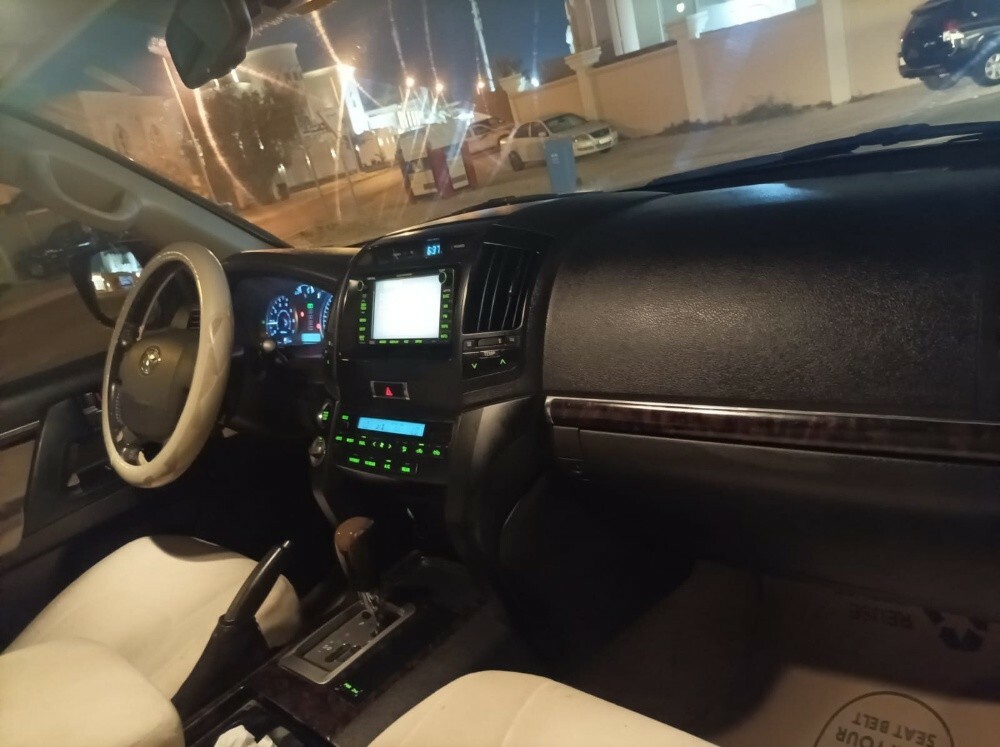 Land cruiser - 3