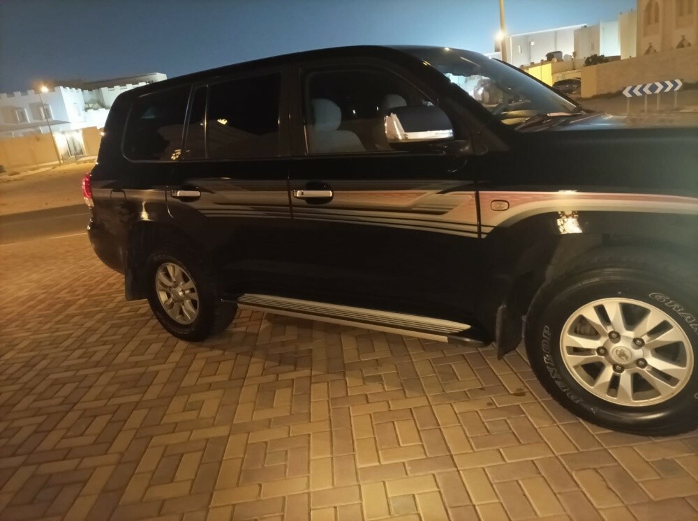 Land cruiser - 4