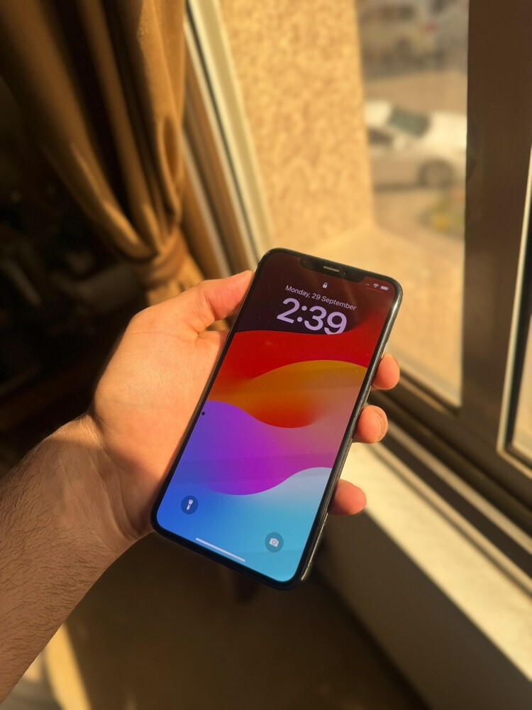 iPhone XS Max  - 4