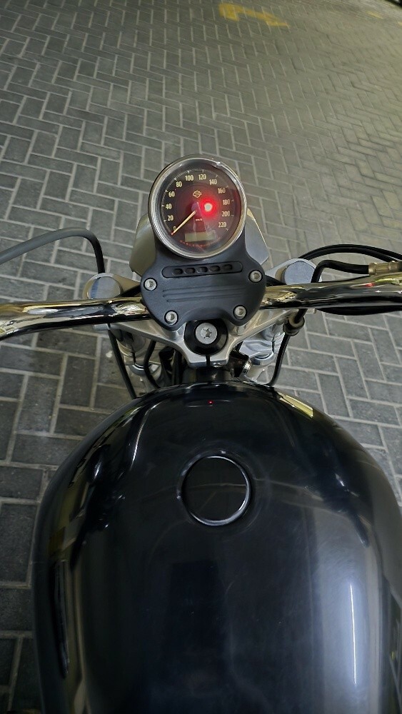 Harley Davidson SportSter 883l - 4