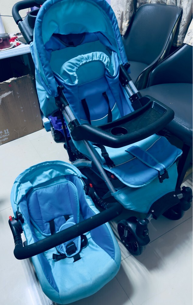 stroller with baby carring  - 3