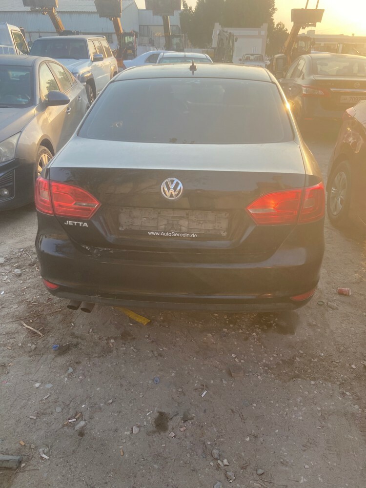 سيارة جيتا سكراب قطع غيار - 2