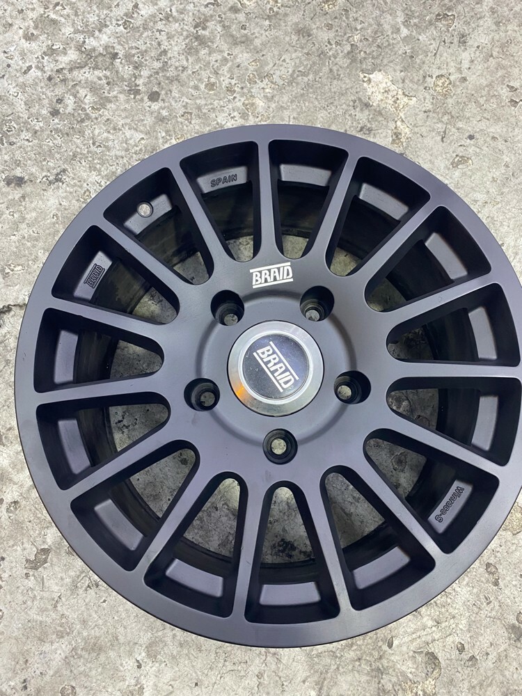 Rim Paint For All car - 1