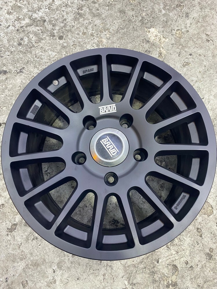 Rim Paint For All car - 12