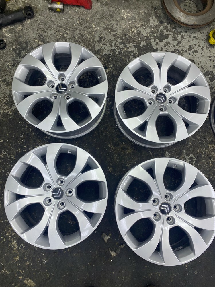 Rim Paint For All car - 3