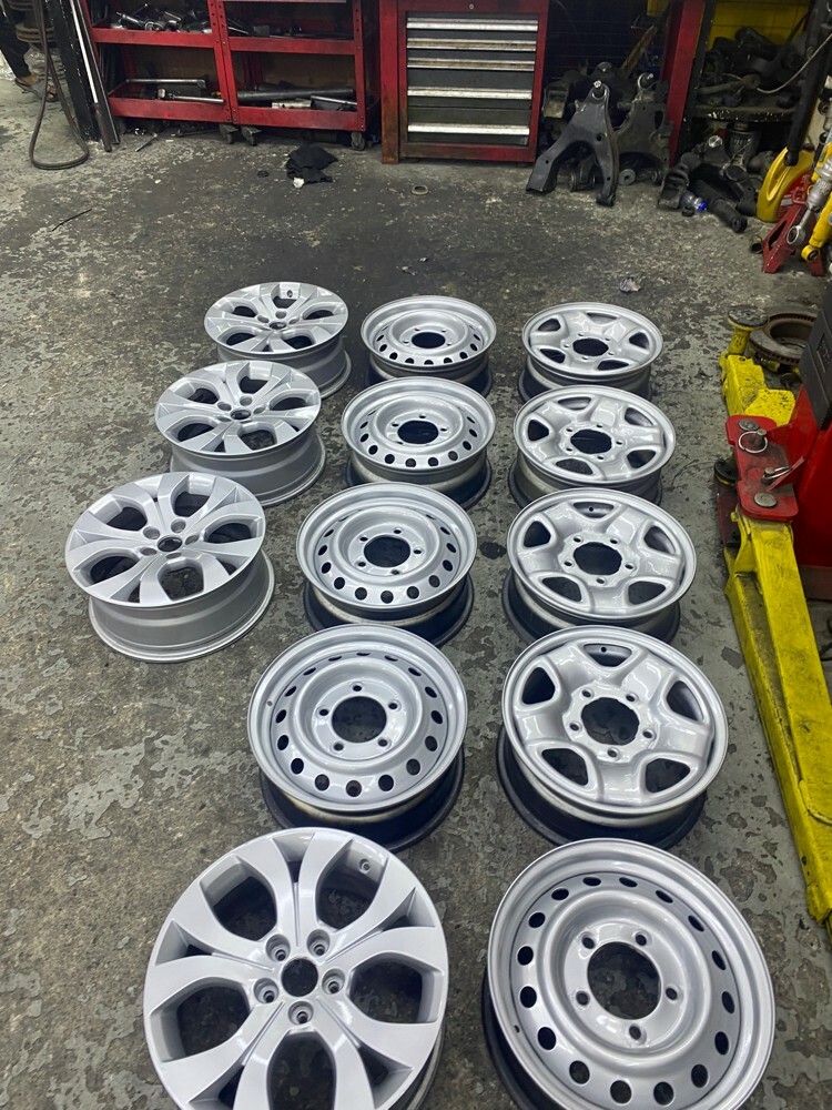 Rim Paint For All car - 4