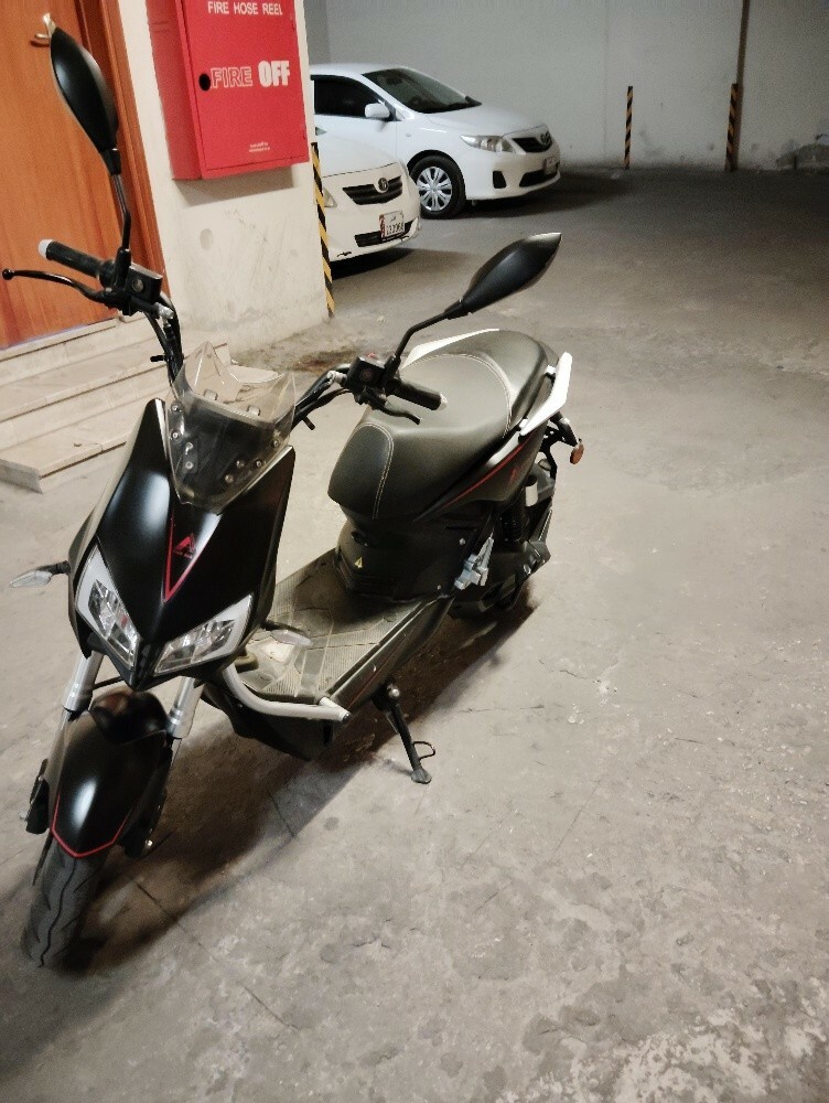 scooter - 1