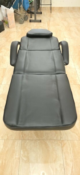 Selling Foldable Massage Bed - 7