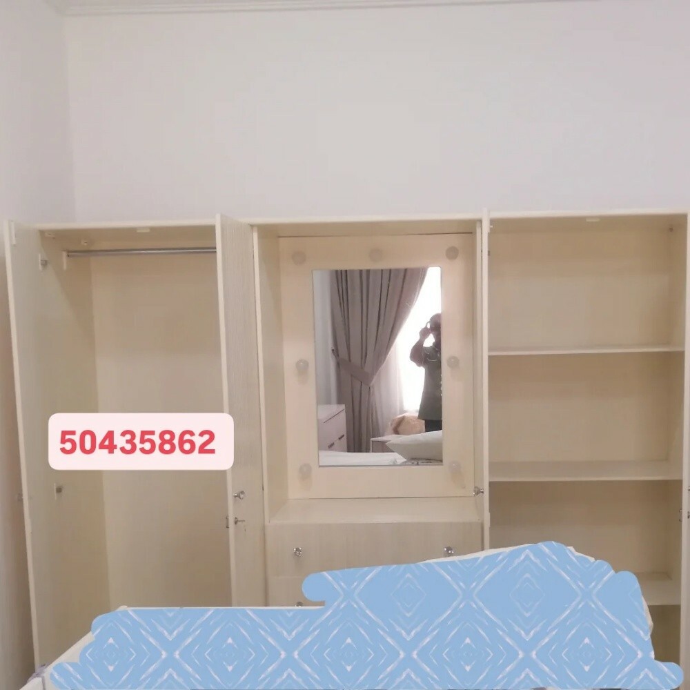 New 4 door wardrobe with mirror, - 3