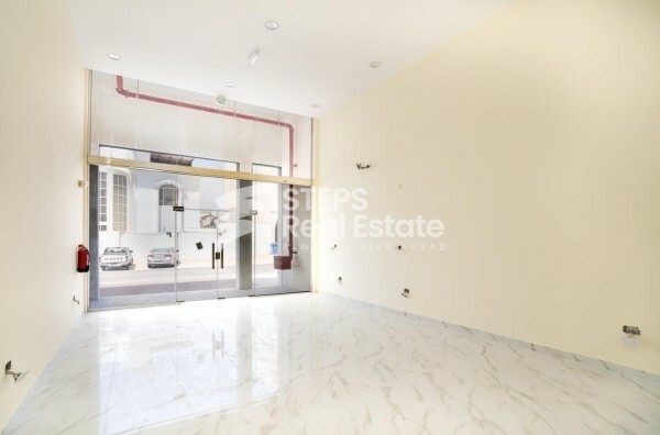 Building for Sale in Umm Lekhba - 14