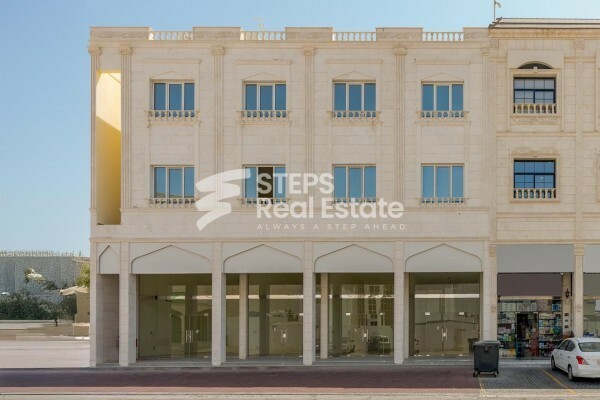 Building for Sale in Umm Lekhba - 1