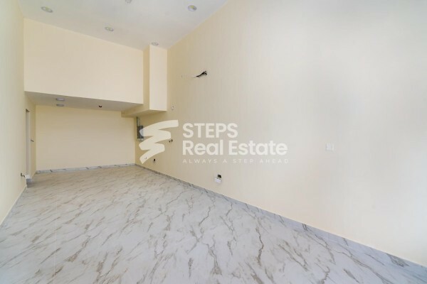 Building for Sale in Umm Lekhba - 13