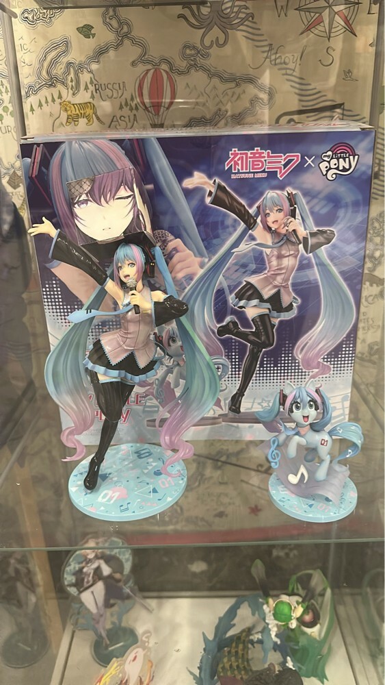Kotobukiya Hatsune Miku - 1