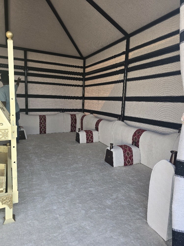 Detailing and upholstery of all t - 1