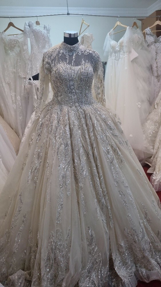 wedding dress for rent - 3