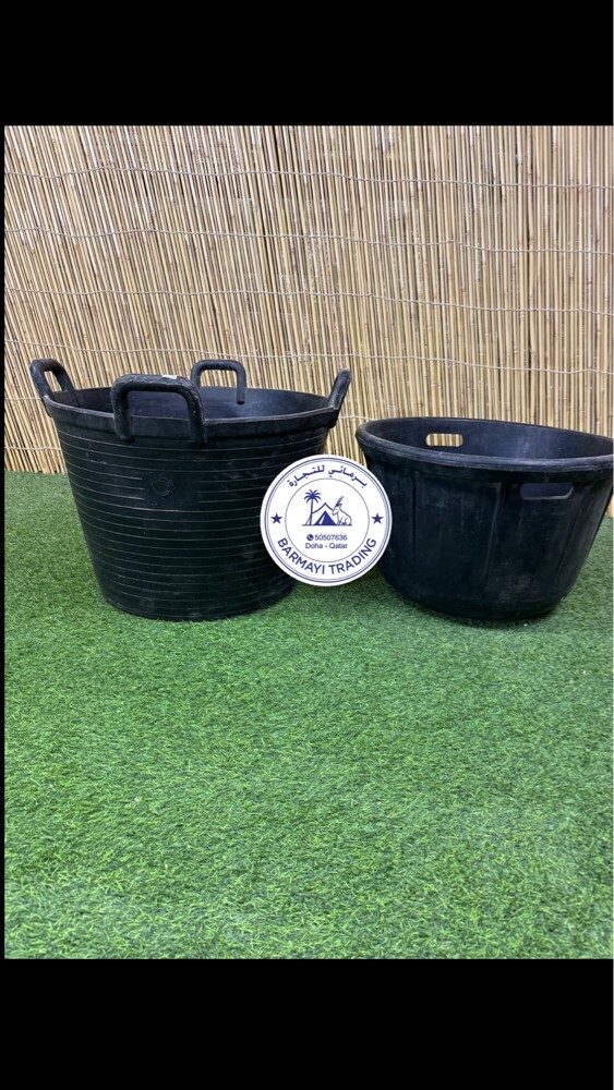 Rubber feeders for horses - 1